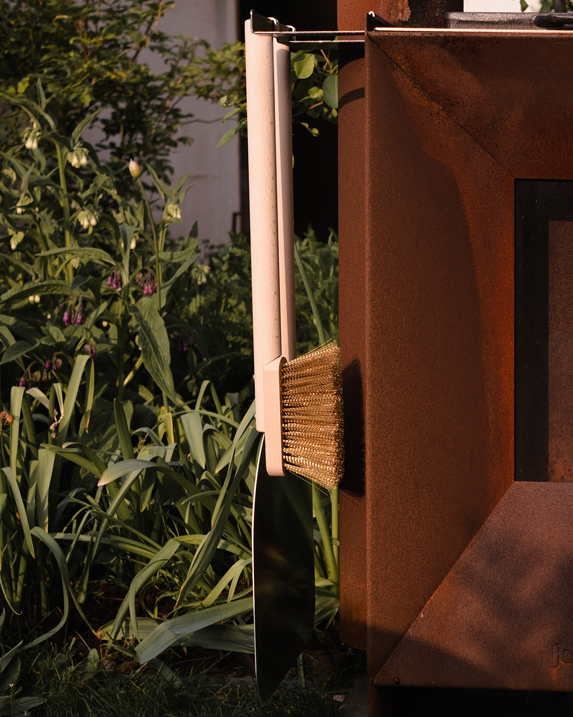 Brosse en laiton pour pierre à pizza